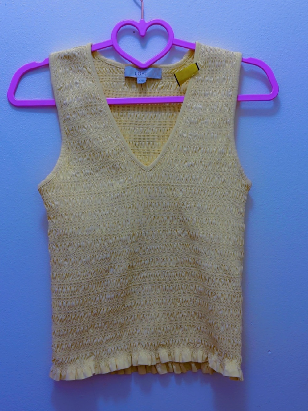 LOFT Pale Yellow Knit V‑Neck Sleeveless Tank